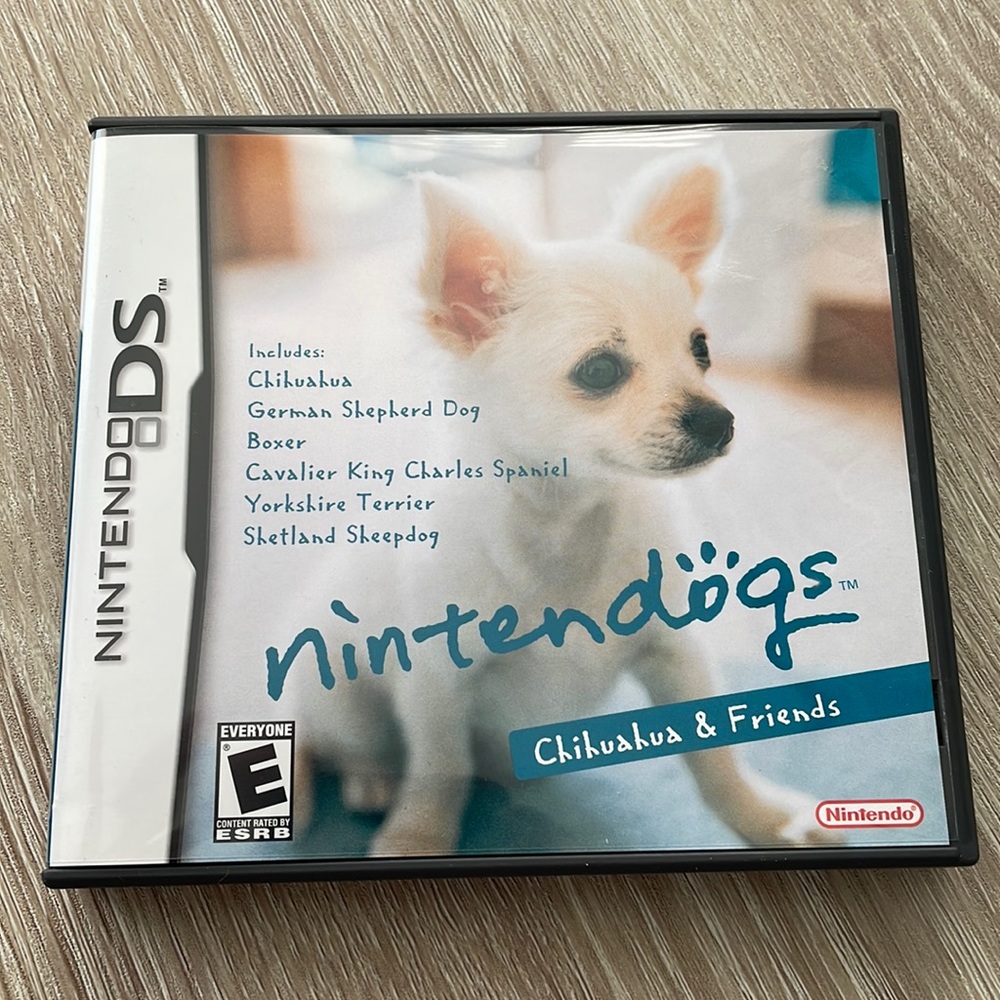 Nintendogs Chihuahua & Friends Nintendo DS and Game Box